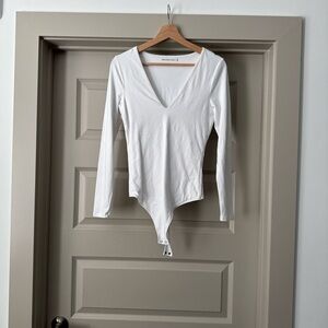 Abercrombie & Fitch V-Neck White Bodysuit